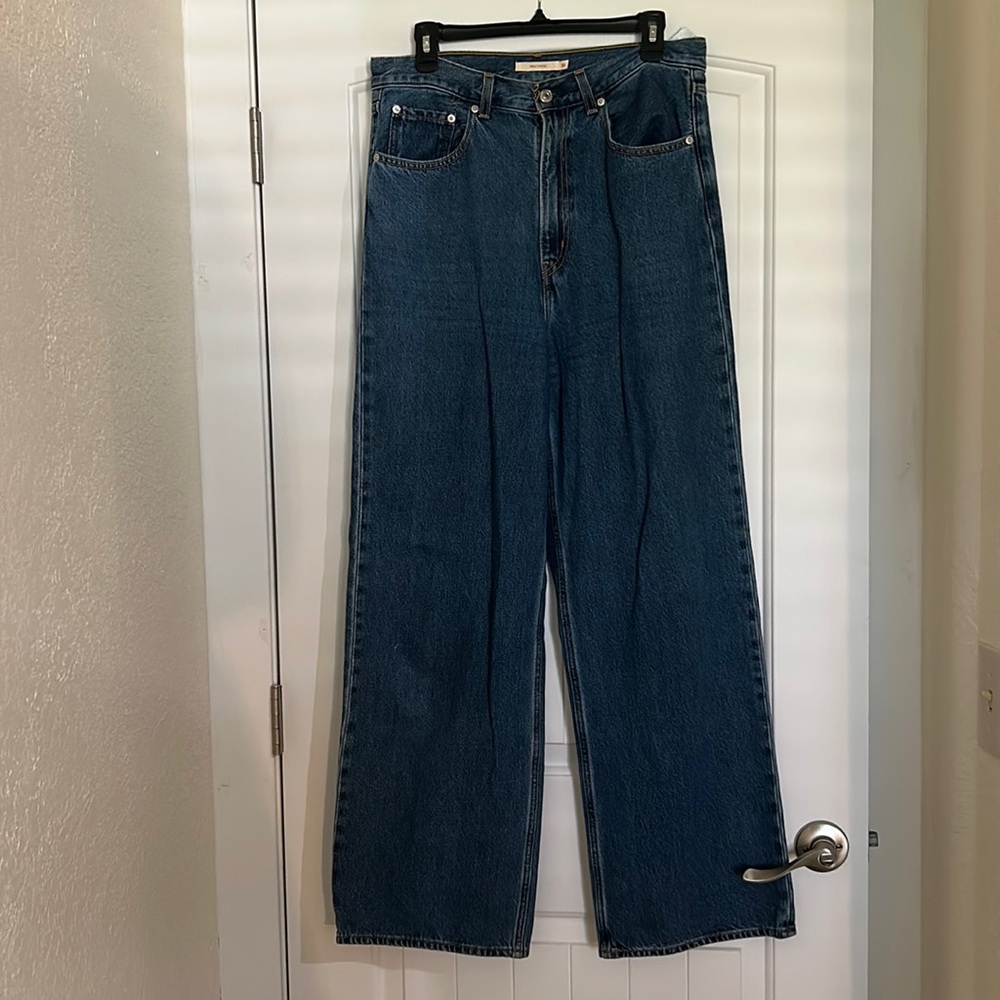 Women’s High Loose Levi’s